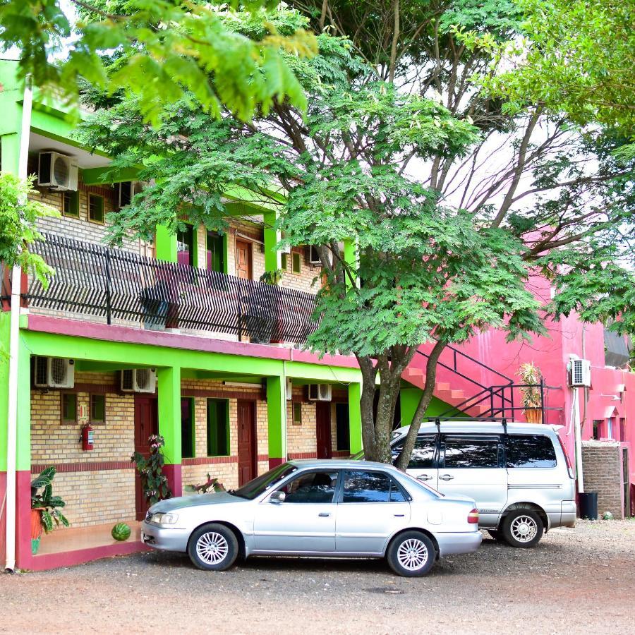 Palmas Park Hotel Y Restaurant Obligado Exterior photo